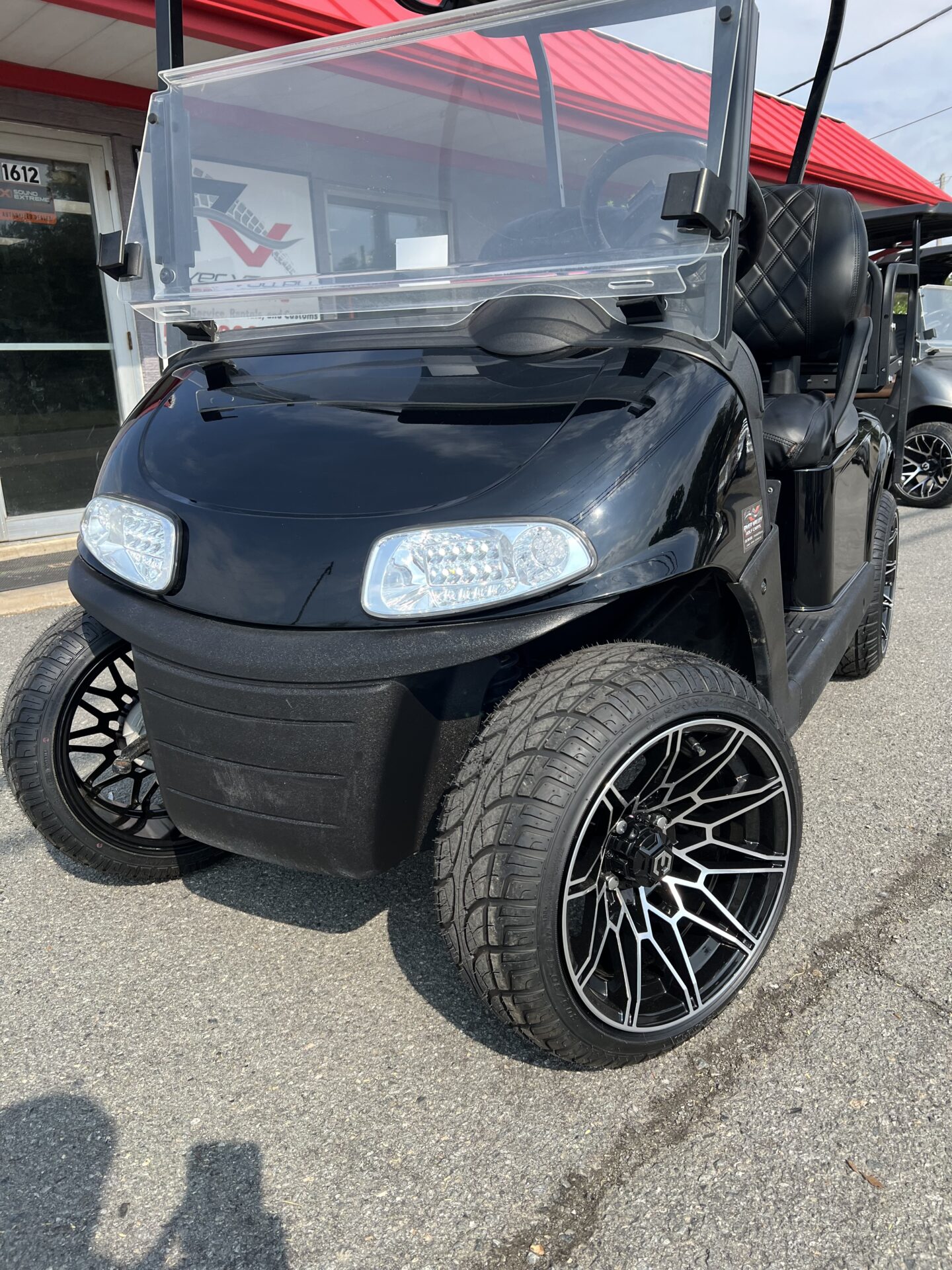 2021 EZGO RXV photo 2