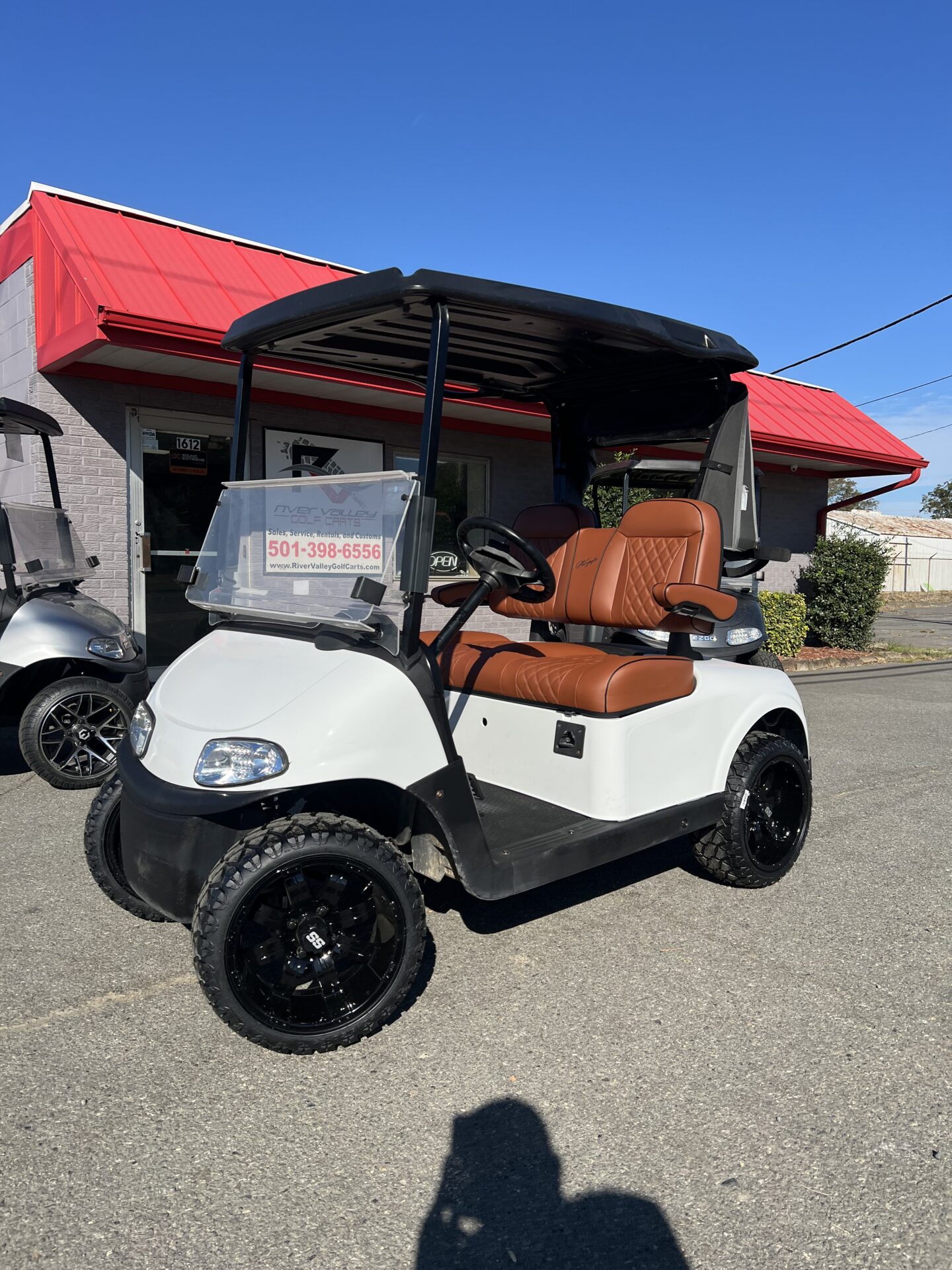 2021 EZGO RXV