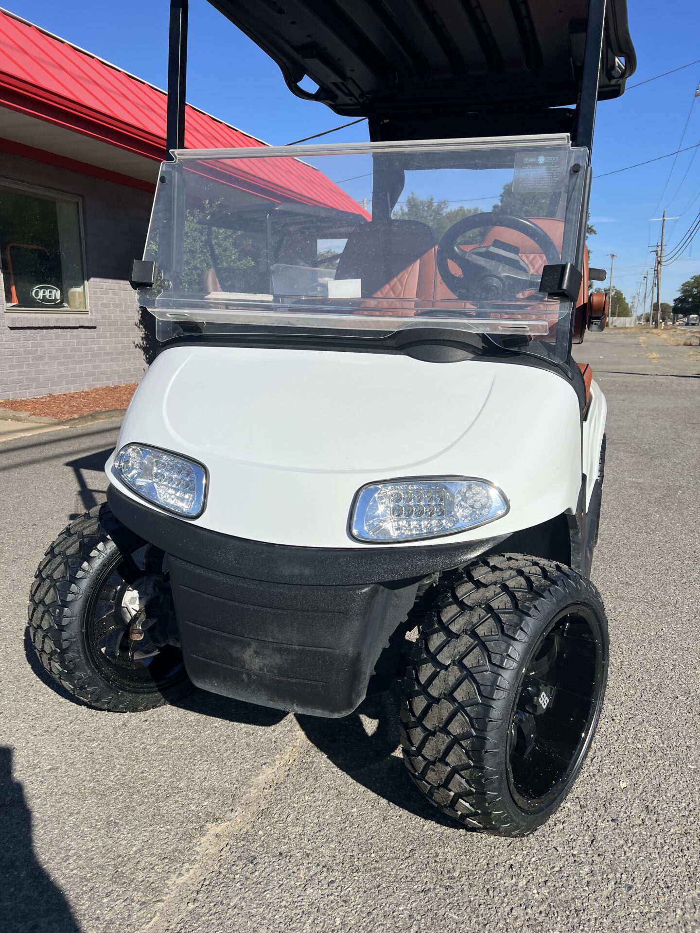 2021 EZGO RXV photo 2