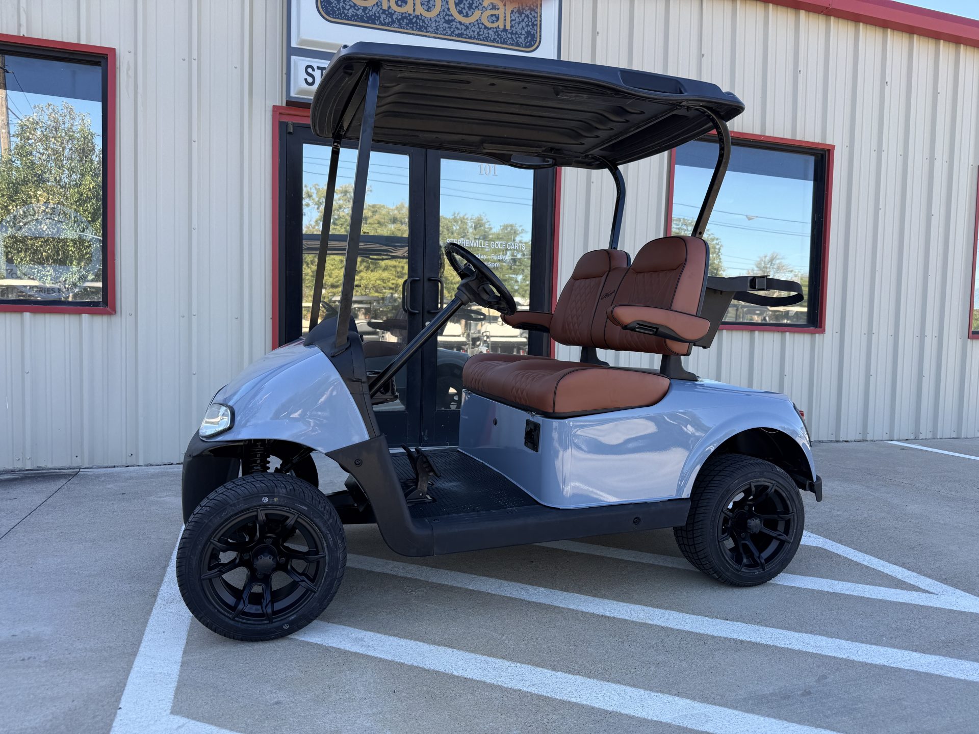 2020 EZGO RXV LITHIUM GOLF CART