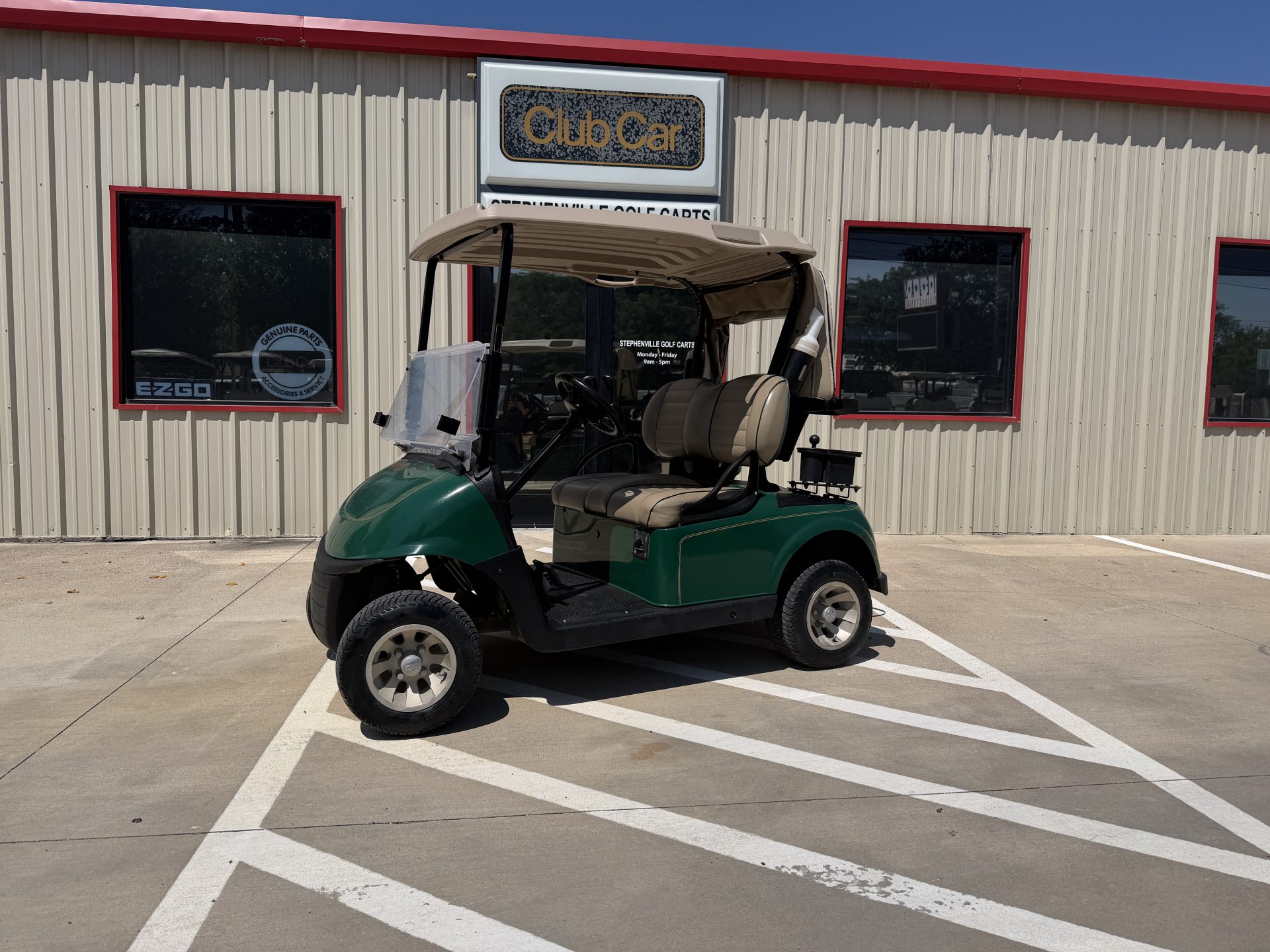 2019 E-Z-GO RXV