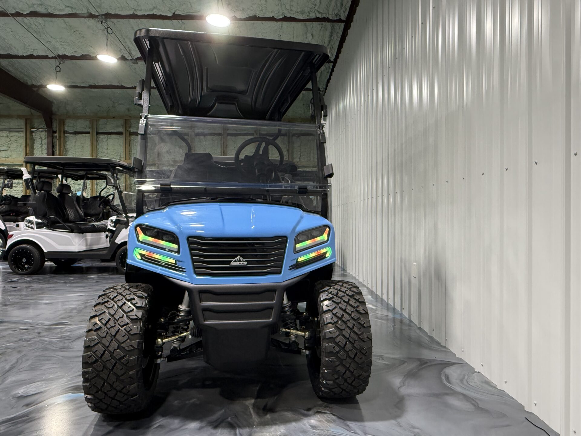 2025 Sierra AX2 photo 3