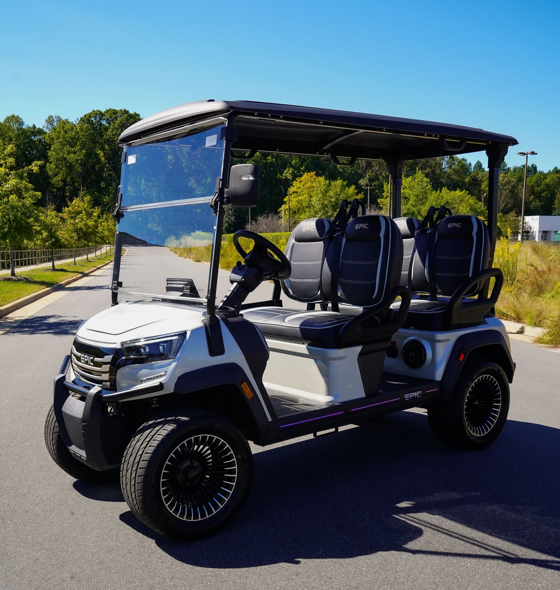 2026 EPIC E40FX Metallic Pearl White