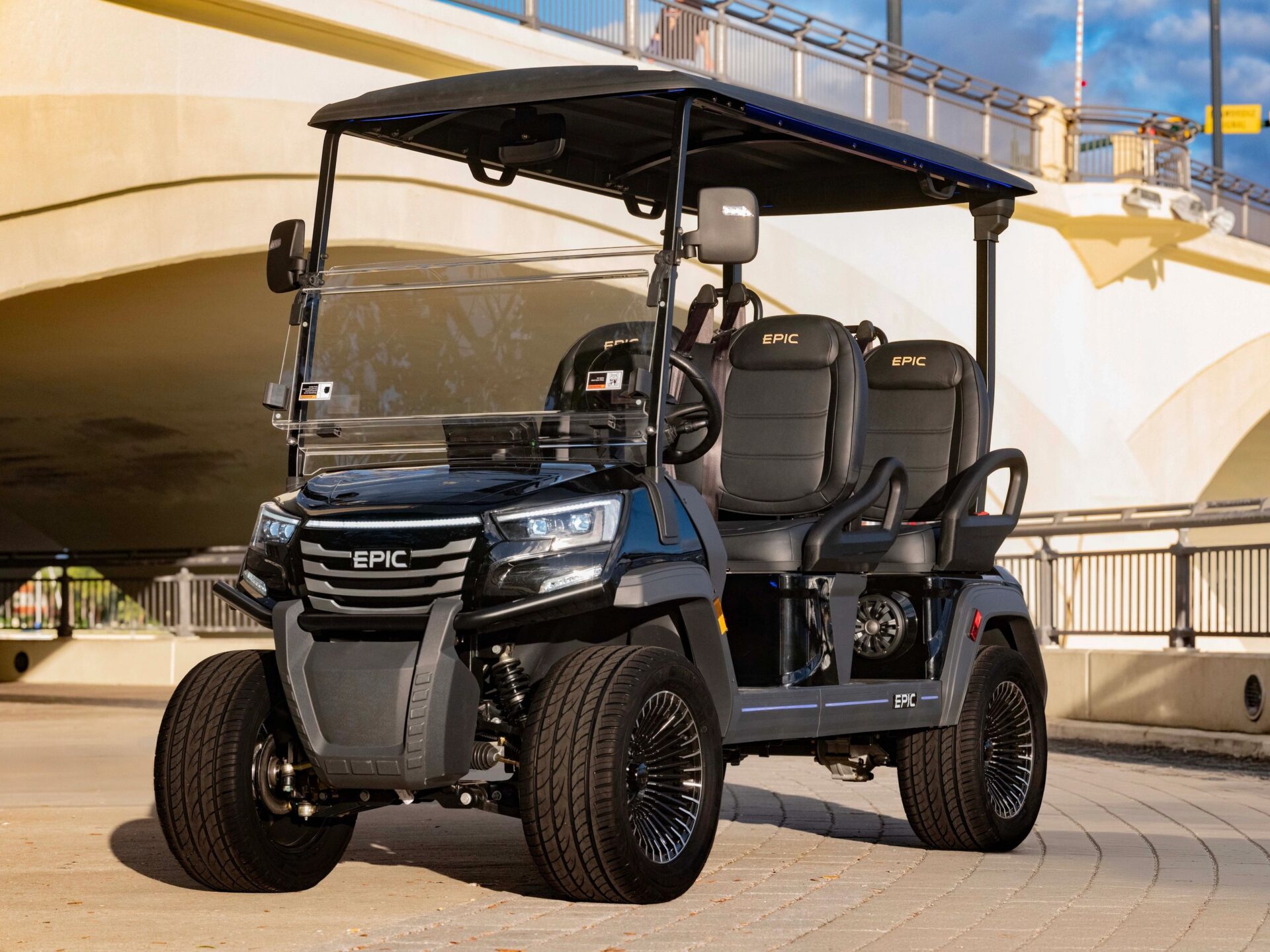 2026 EPIC E40FX Metallic Black