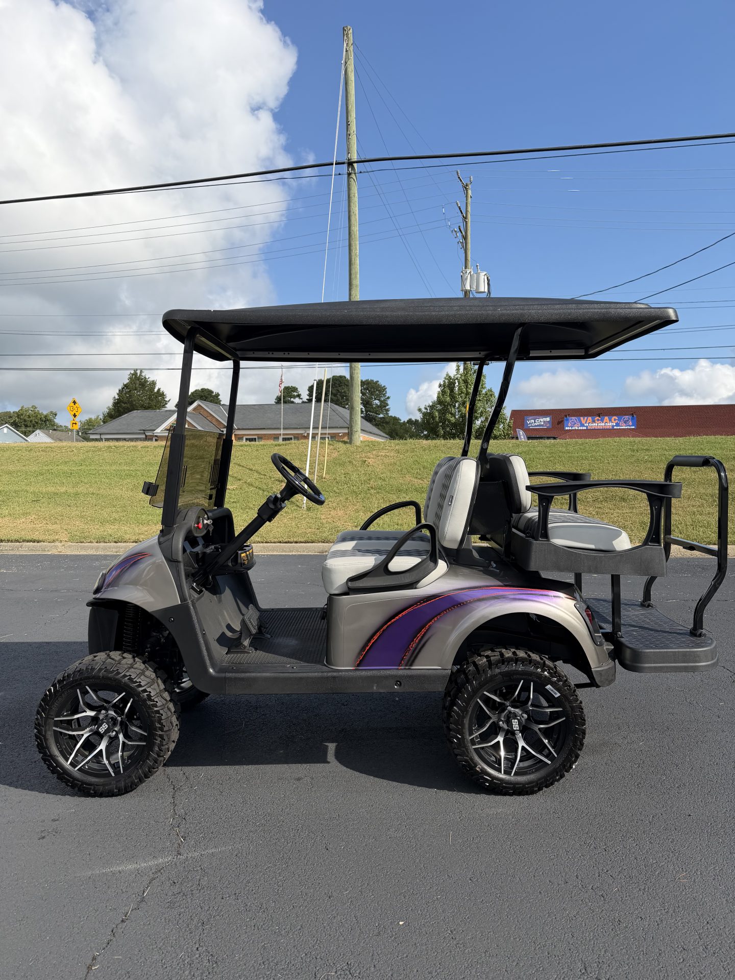 2021 EZGO RXV
