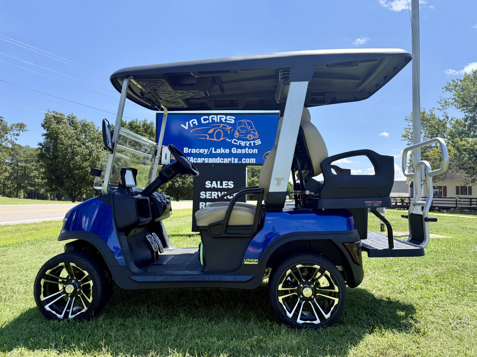 2026 Tara Roadster