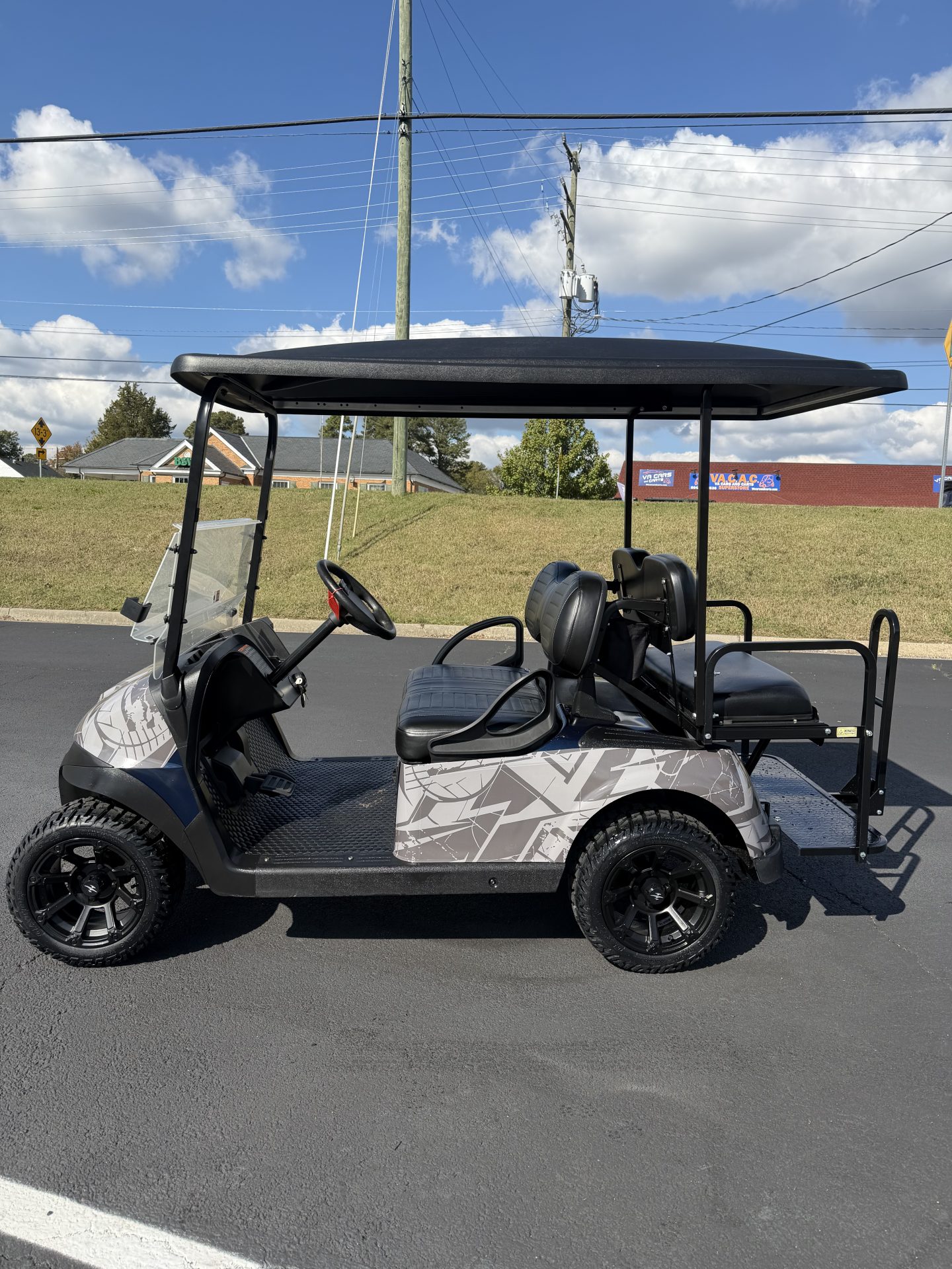 2024 EZGO RXV