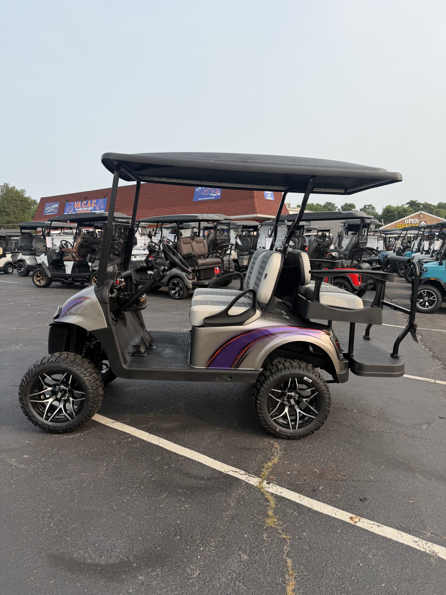 2021 EZGO RXV
