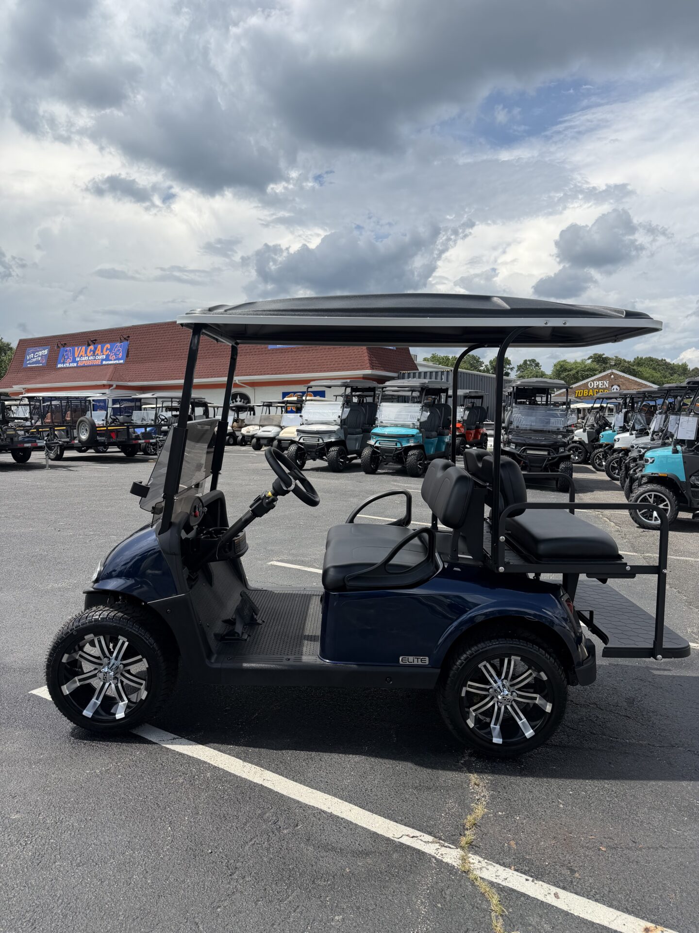 2021 EZGO RXV