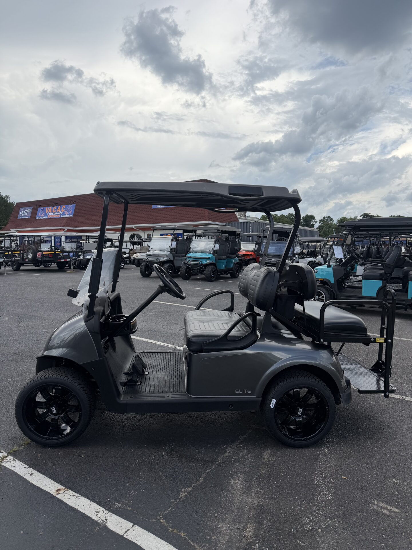 2021 EZGO RXV