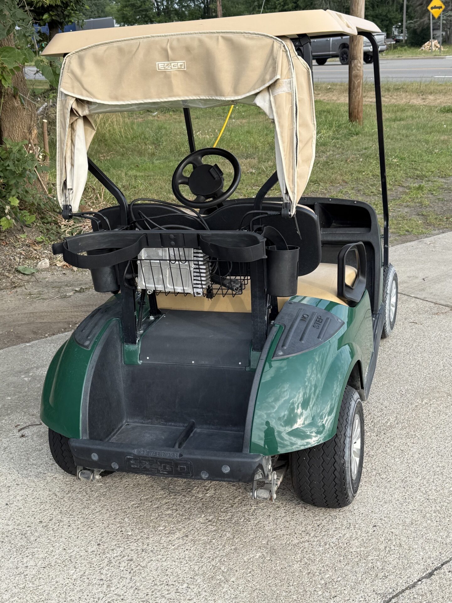 2018 EZGO TXT photo 4
