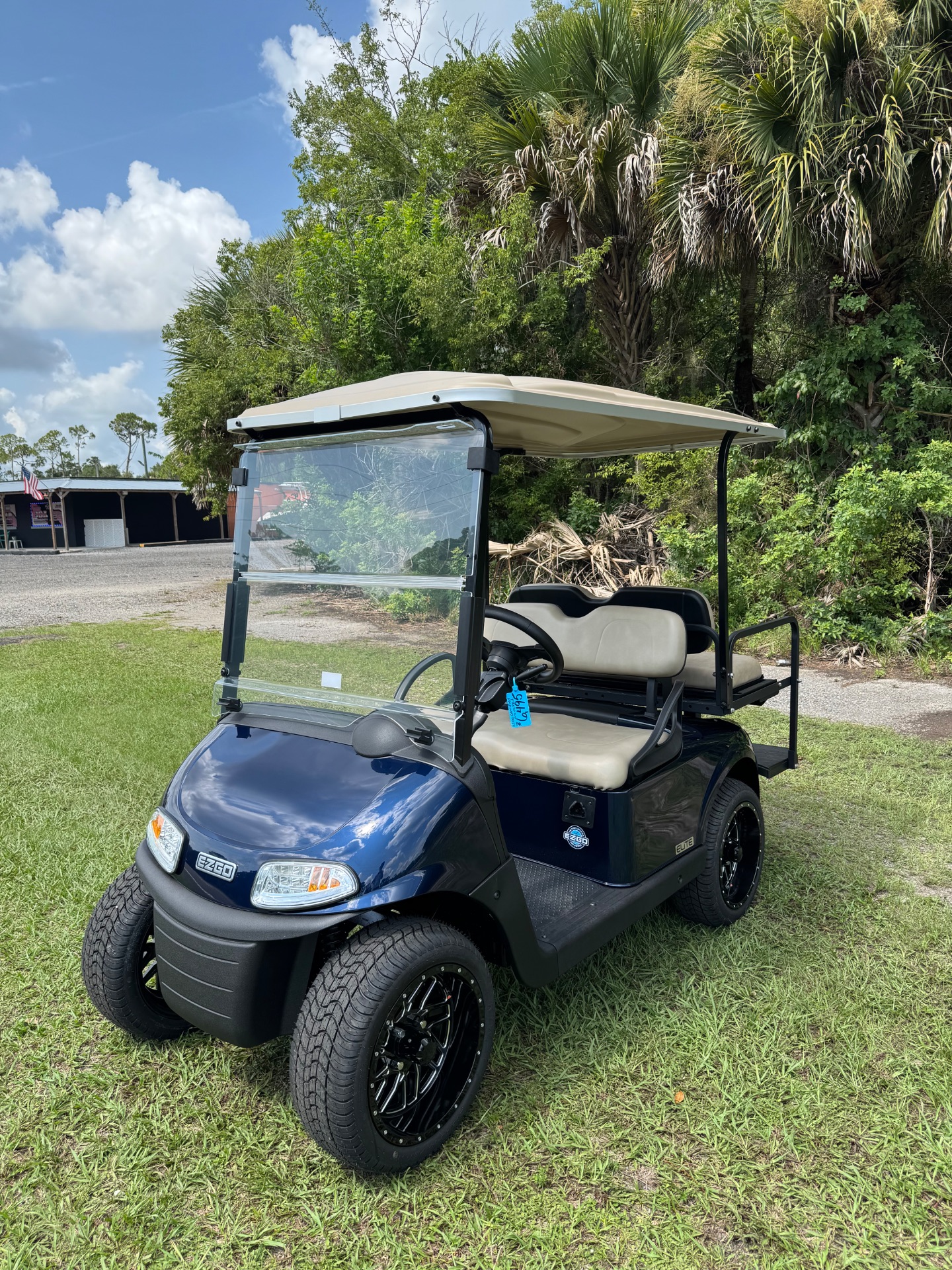 2021 E-Z-GO RXV Elite