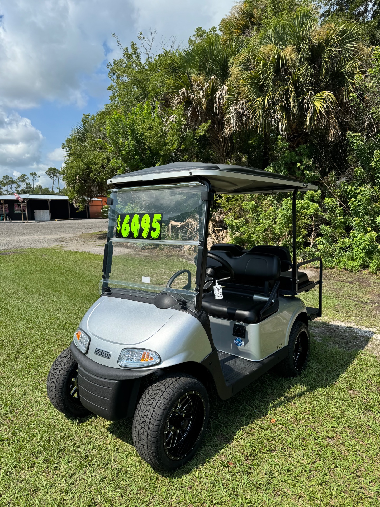 2021 E-Z-GO RXV Elite