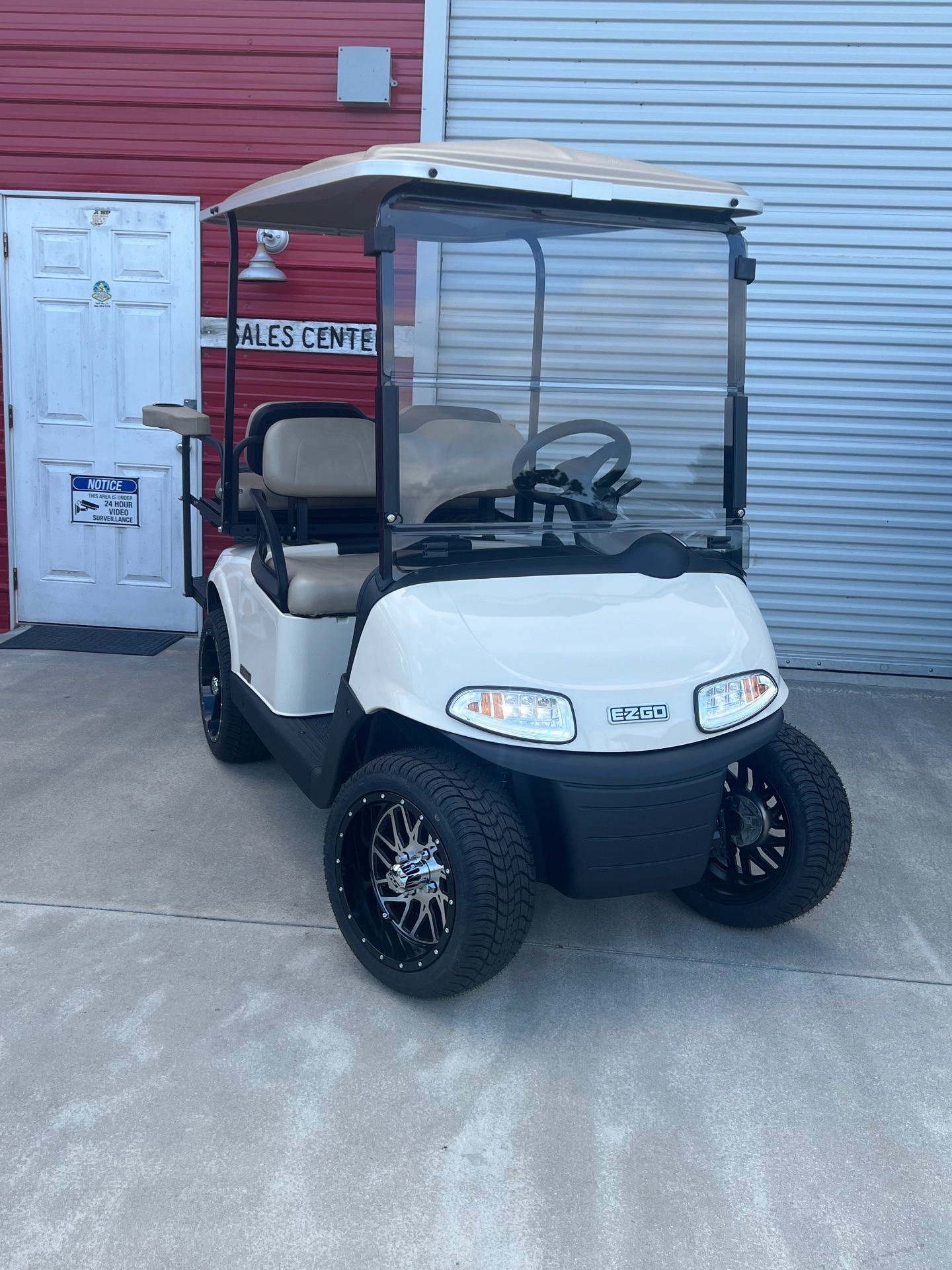 2021 E-Z-GO RXV Elite